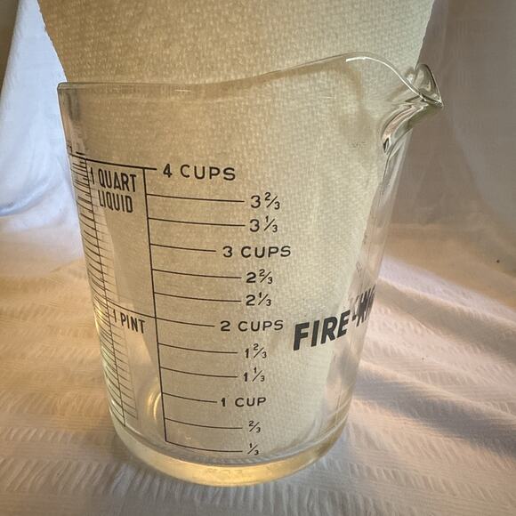 Vintage 4–Cup Fire King Measuring Cup with Blue Lettering #499 - Picture 1 of 14